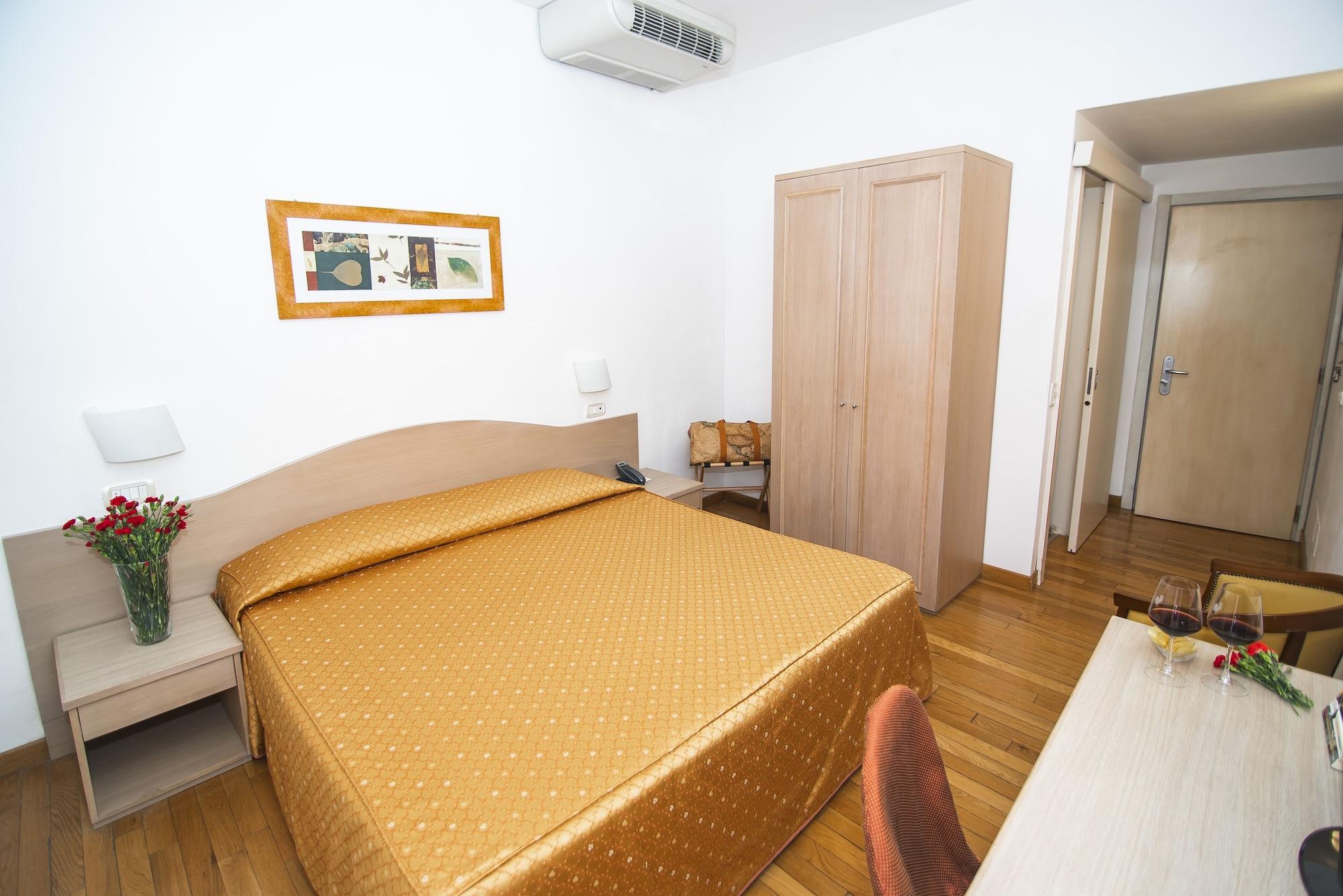 Hotel La Colonna Siena Kültér fotó